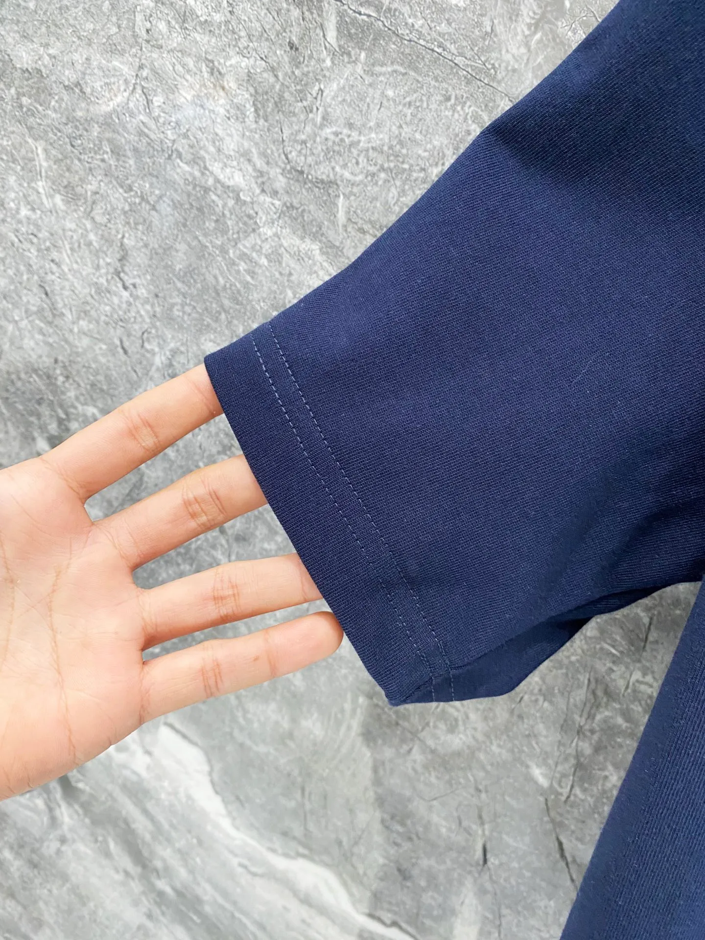 Moncler/ ，300 ，Classic logo ， Quality Original ， ， ， Premium 。 ！ :Black White，Royal Blue Sizes: S-XXL :300g